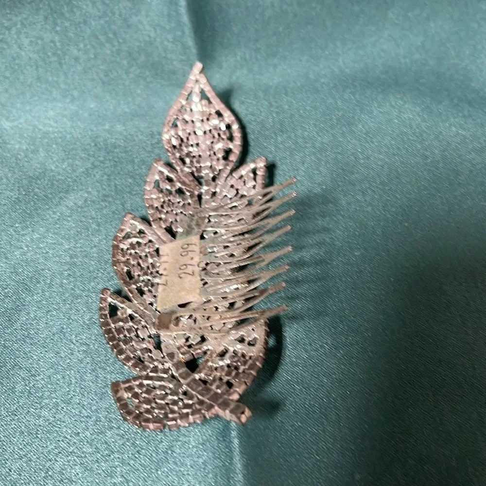 Elegant Silver Leaf Hair Comb